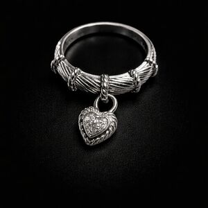 Elegant Silver Heart Charm Ring